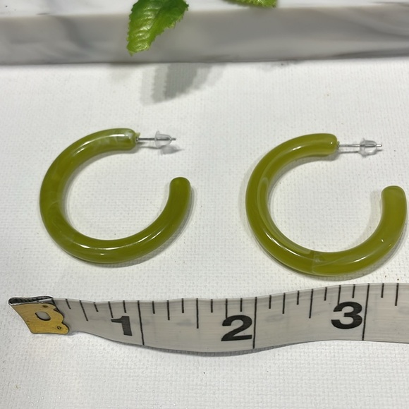 Green Resin Hoops - Picture 10 of 12